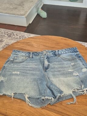 Time and Tru Light Blue Distressed Denim Shorts